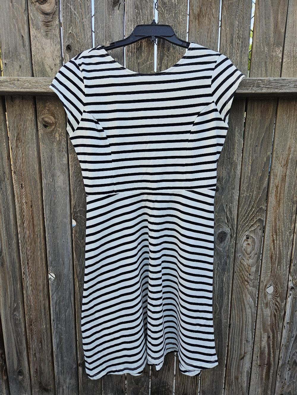 Old Navy Classic Black and White Striped Casual Dress Women's Size M - Picture 4 of 16